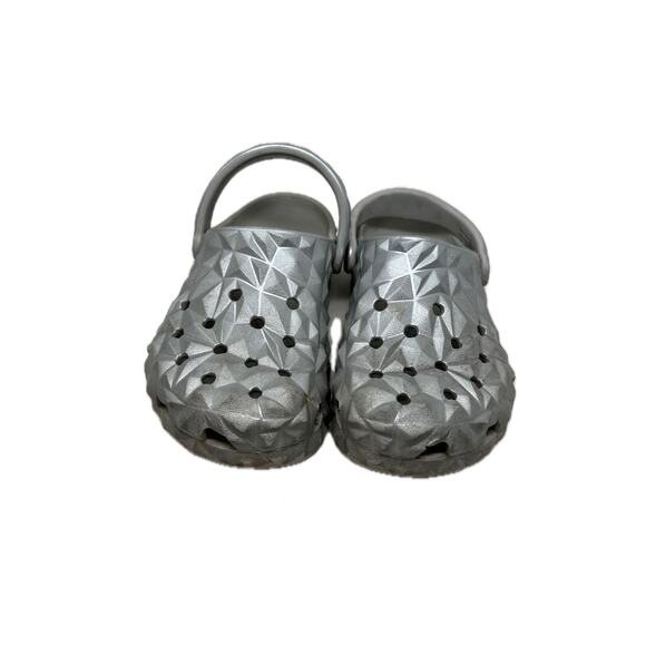 Crocs Gray Silver Slides/Sandals Mens 5 Womans 7 - Picture 1 of 3